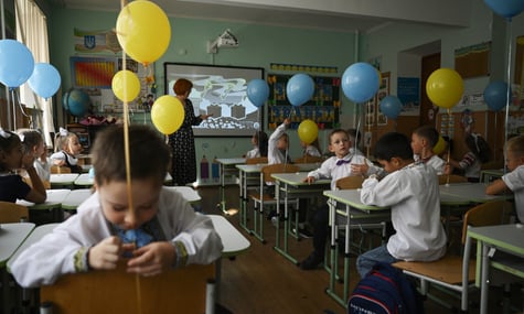 «Закликаю керуватися здоровим глуздом». На Київщині рекомендують утриматися від масових святкувань 1 вересня