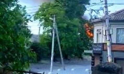 Войска рф обстреляли эвакуационные группы в Херсоне, ранены полицейский и несовершеннолетняя девушка — полиция