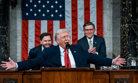 Трамп побив рекорд Клінтона під час послання до Конгресу: згадав українку Ірину Заруцьку та війну в Україні