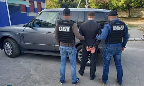 На Кіровоградщині кандидат в мери хотів купити «двійника» свого конкурента, але попався СБУ
