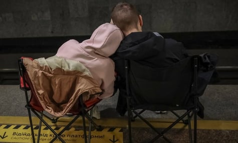Київське метро прихистило майже 42 тисячі людей під час російського обстрілу. З них 3,4 тисячі — діти
