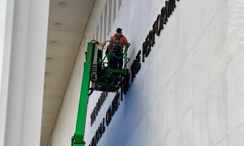 У США хочуть заборонити перейменування на честь Трампа, поки той є чинним президентом