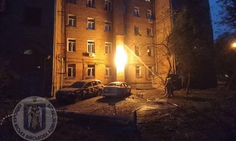россияне атаковали Киев «шахедами»: загорелась многоэтажка (ОБНОВЛЕНО)