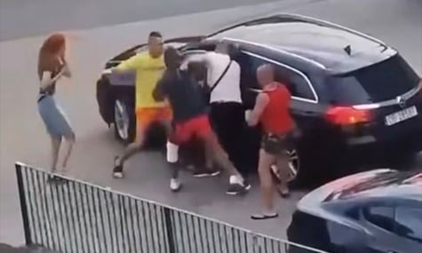 У Польщі затримали двох чоловіків, підозрюваних у побитті української родини. Ще одного шукають