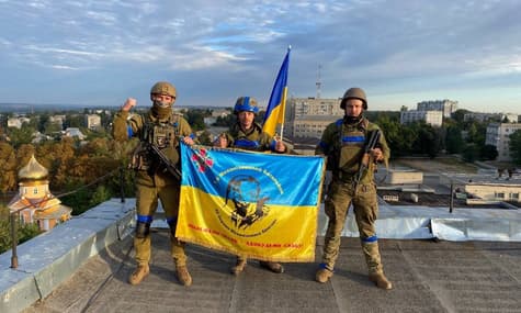 Украинские военные освободили город Купянск в Харьковской области