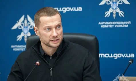 Голові АМКУ Кириленку повідомили про нову підозру. Його дружині — теж (ДОПОВНЕНО)