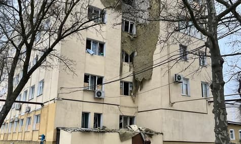 Оккупанты открыли огонь по жилым кварталам Херсона: трое погибших, шесть пострадавших — ОВА (ДОПОЛНЕНО)