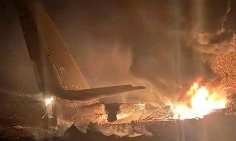 У росії розбився літак. На борту було семеро людей — медіа