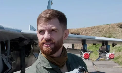 Ставимось із повагою до героїв: ДБР прокоментувало обшуки у квартирі загиблого льотчика Джуса