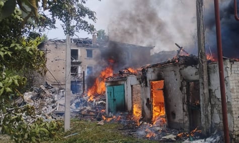 Обстріли Донеччини: У Родинському окупанти вбили людину, у Слов’янську — атакували рятувальників