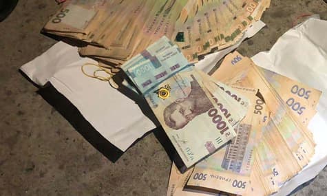 Депутата Херсонского облсовета задержали за вымогательство 300 тысяч грн: обещал посредническую услугу