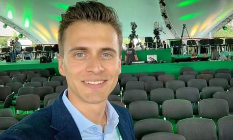 Телеведущий Александр Скичко будет баллотироваться в Раду от «Слуги народа»