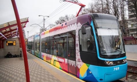Польща завершила поставку трамваїв Pesa для Києва: тепер у столиці їх 47