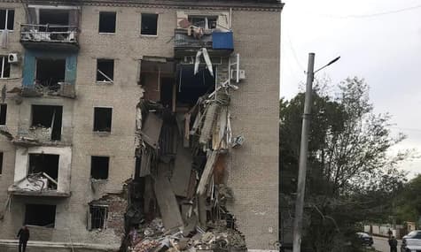 россияне обстреляли сразу три города Донецкой области: повреждены многоэтажки, есть раненый