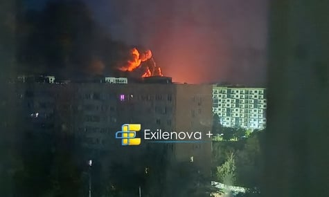 Украинские дроны поразили НПЗ в Рязани, Перми и Татарстане. Били и по месту пусков дронов — Зеленский