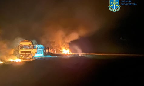 Ракетний удар по колоні зерновозів на Сумщині: один загиблий та четверо поранених