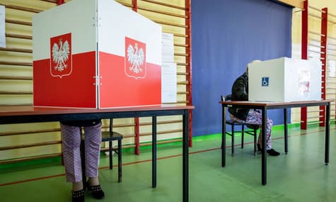 Electoral Soap: Poles Remain in the Dark about Presidential Election
