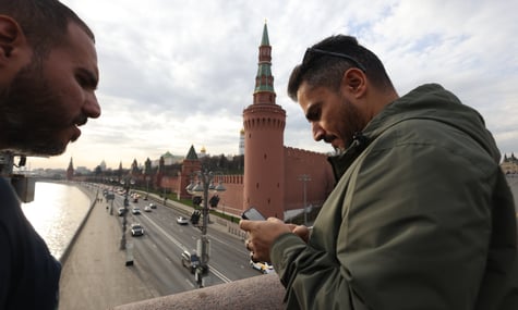 У Москві вимкнуть навіть СМС до 9 травня — оператори розсилають попередження
