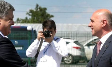 Ukraine and Moldova Crack Down on Separatist Smuggler's Paradise