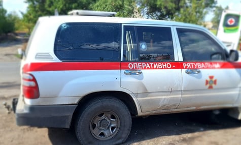 Под российский обстрел в Донецкой области попала эвакуационная группа ГСЧС: есть раненые