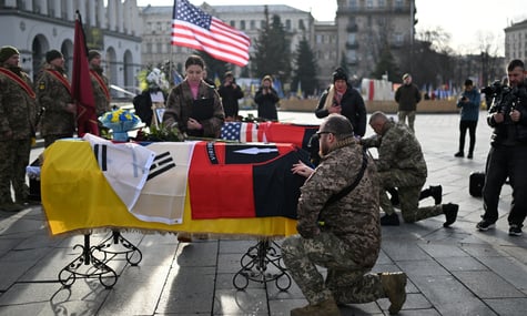 Сеул уперше підтвердив загибель корейського добровольця, який захищав Україну. Йому було 50 років