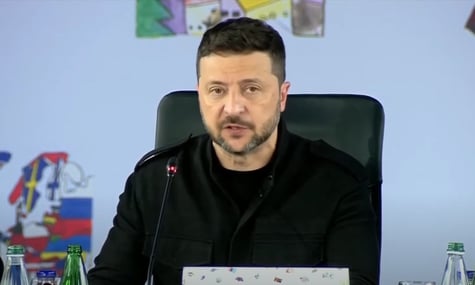 Зеленський про переговори: росіяни роблять усе, щоб перетворити їх на пустий процес