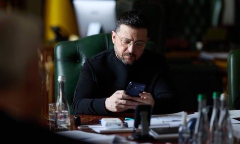 «Донбас для них — ніщо». Зеленський розкритикував США за довіру до путіна, попри допомогу Ірану в атаках на американські війська