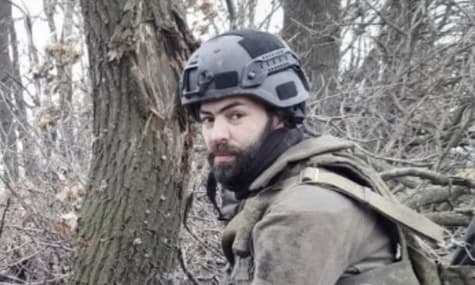 Унаслідок пострілу в голову помер бойовик, який раніше показував череп, заявляючи, що він належить українцю