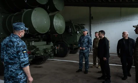Президент України Володимир Зеленський з командуванням ВМС
