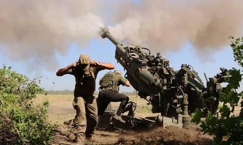 ЗСУ знищують склади на півдні, а Канада розширює санкції проти рф: головне за ніч 10 липня
