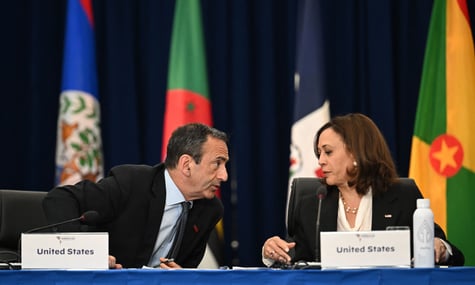 Ексрадник Камали Гарріс вважає, що обіцянки США щодо гарантій безпеки можуть виявитися «порожніми»