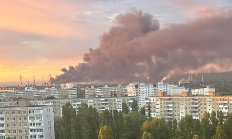 У Саратові, ймовірно, горить один із найстаріших НПЗ росії. На Ростовщині також спалахнуло паливне сховище
