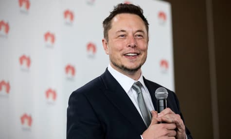 Tesla вперше з 2016 року отримала прибуток