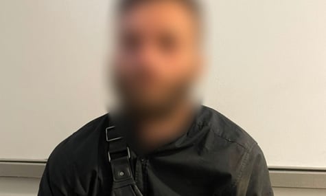 У Харкові чоловік із ножем напав на поліціянтів під час перевірки документів — двоє правоохоронців у лікарні