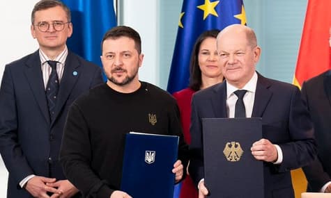 «Історичний крок». Зеленський та Шольц підписали безпекову угоду (ДОПОВНЕНО)