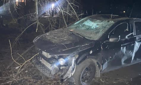 Оккупанты ударили по окраине Запорожья: вспыхнул пожар, ранен — ОВА