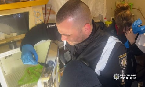 В Одесі у морозилці знайшли тіло однорічного хлопчика. Поліція взялася за справу