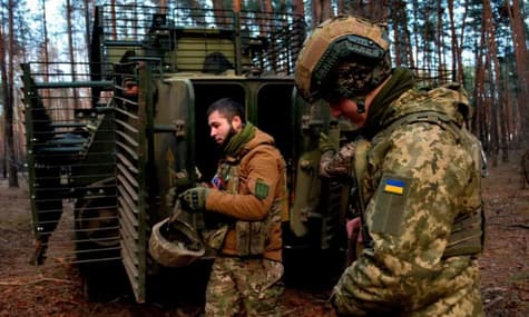 Силы обороны отразили атаки у Соледара, Бахмута и еще 12 населенных пунктов — Генштаб