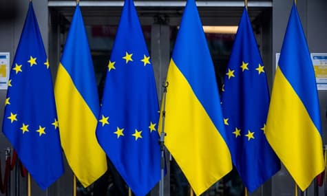 Bloomberg: Еврокомиссия уже в октябре рекомендует начать переговоры о вступлении Украины в ЕС