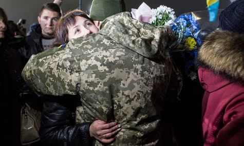 Завмерли в очікуванні обміну: кого можуть повернути з полону «республік» у новорічні свята