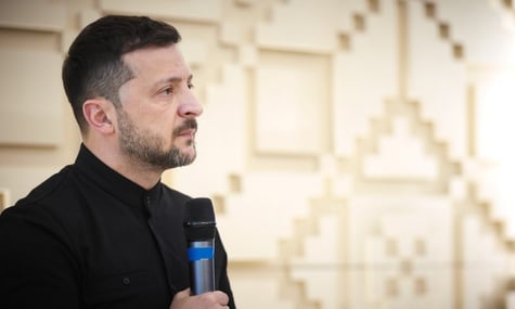 Зеленський: Ми не можемо бігати й шукати путіна по всьому світу