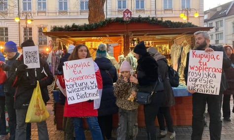 З різдвяного ярмарку в Польщі вигнали черниць, які за вторговані кошти купували ліки та автомобілі для армії рф