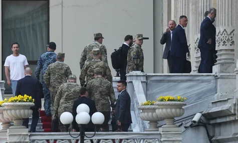 Переговоры между рф и Украиной завершились через час после начала. Договорились о новом обмене (ДОПОЛНЕНО)