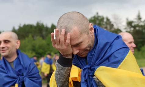 Україна звільнила з полону групу важкохворих захисників. Один з оборонців повернувся у свій день народження