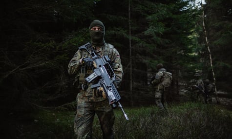 У Німеччині чоловік зайшов на полігон Бундесверу, назвавшись «грибником». Слідчі ставлять під сумнів це пояснення