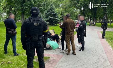Жительница Харькова за 220 тысяч грн обещала «отмазать» призывников от мобилизации. Теперь ее ждет тюрьма
