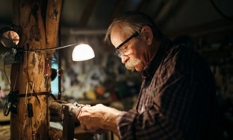 Під час війни чоловіки 60+ стали «найбільш привабливими» для роботодавців, каже демографиня