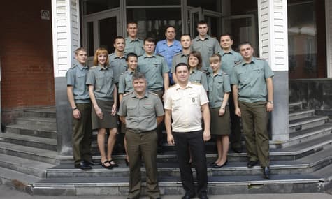 Розслідувачі ідентифікували російських військових, які наводять ракети на цивільні обʼєкти. Ось їхні імена