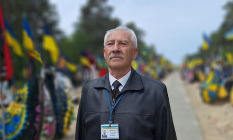 Я працюю на цвинтарі. Або 45 років роботи зі смертю