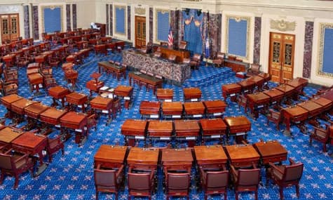 У Сенаті США досягли прогресу щодо пакету допомоги. Але голосування відбудеться вже наступного року — NBC